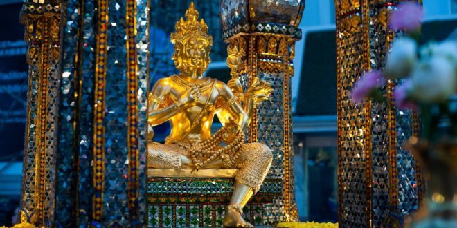 Brahma - Svatyně Erawan - Bangkok Thajsko