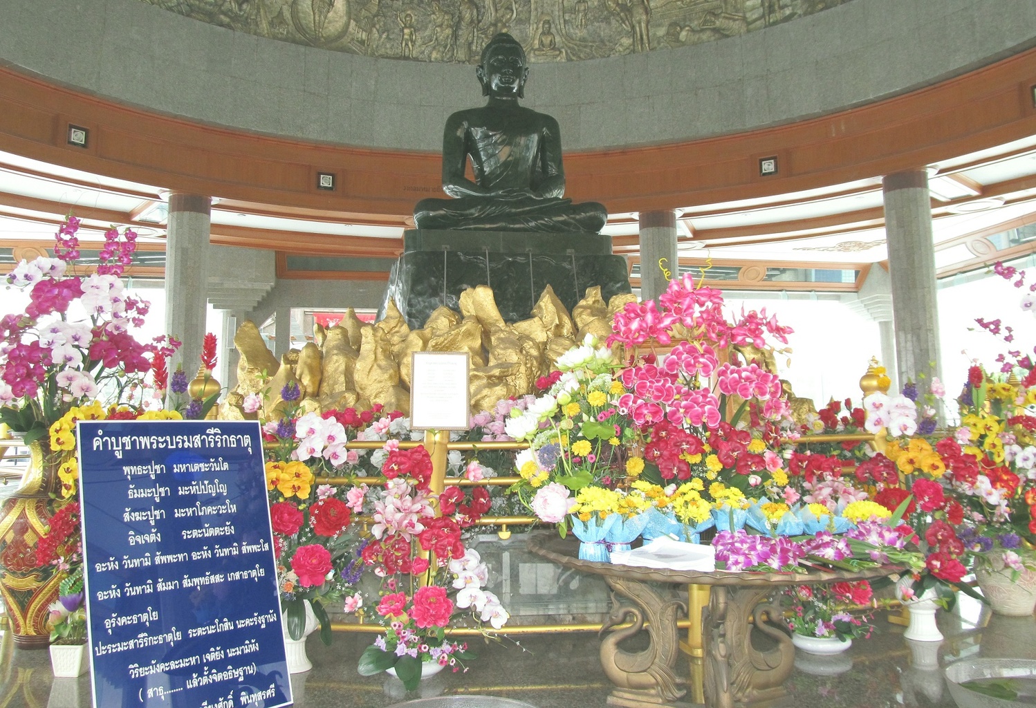 Nefritový Buddha - Wat Dhammamongkol 2010