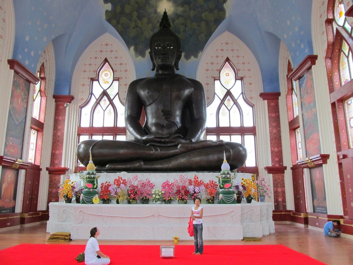 Velký Černý Buddha - Wat Dhammamongkol